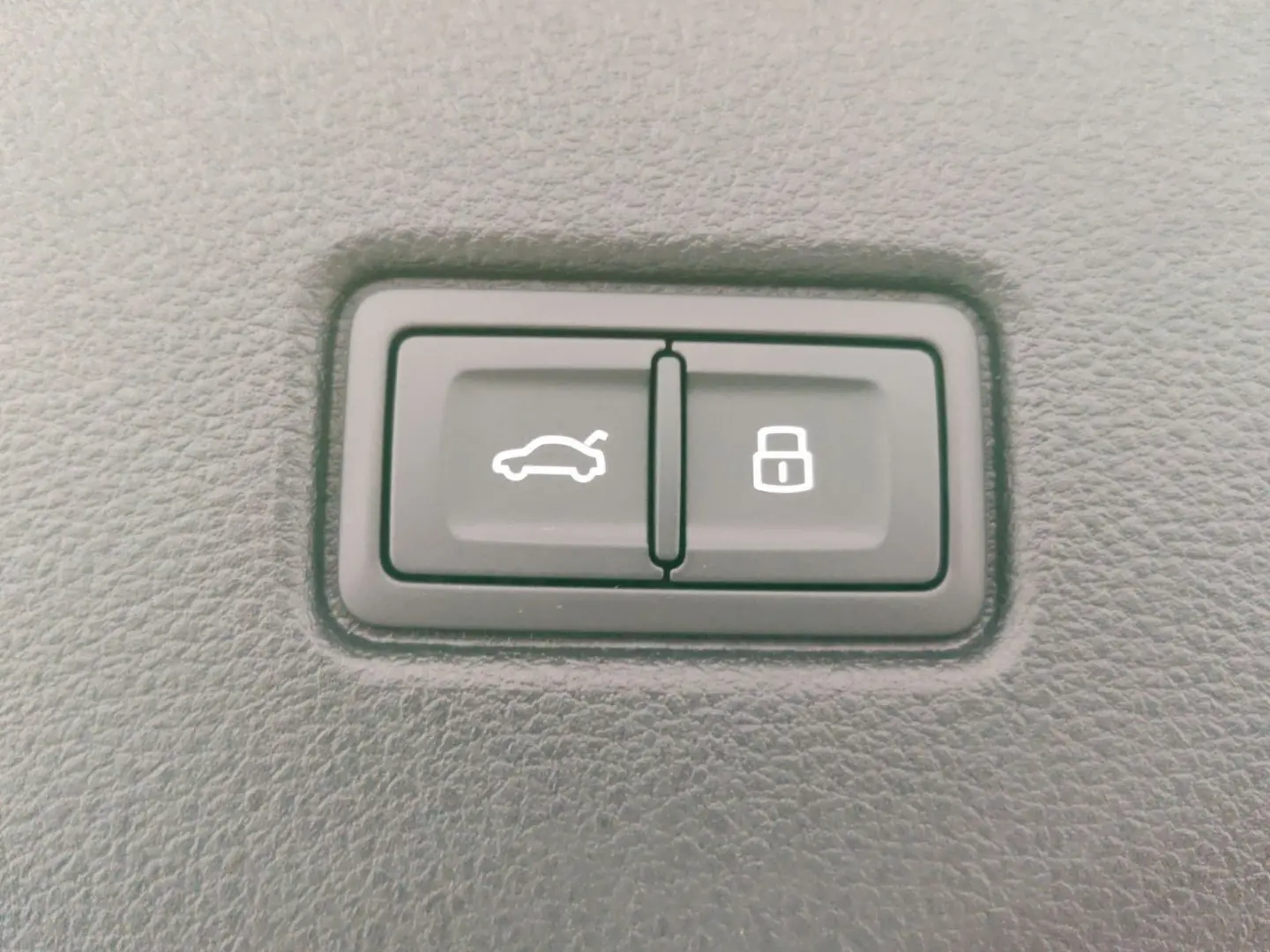 Q5 Sportback S line 45 TFSI AHK Luft Matrix HuD