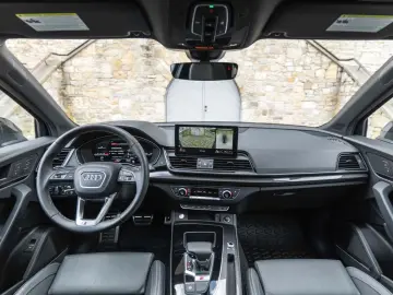 SQ5 3.0T SPORTBACK 360  B&O HUD MATRIX ACC PANO