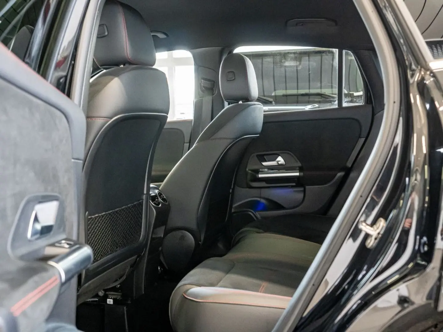 GLA 200 AMG Sport Advanced  AHK Distr. LED Navi