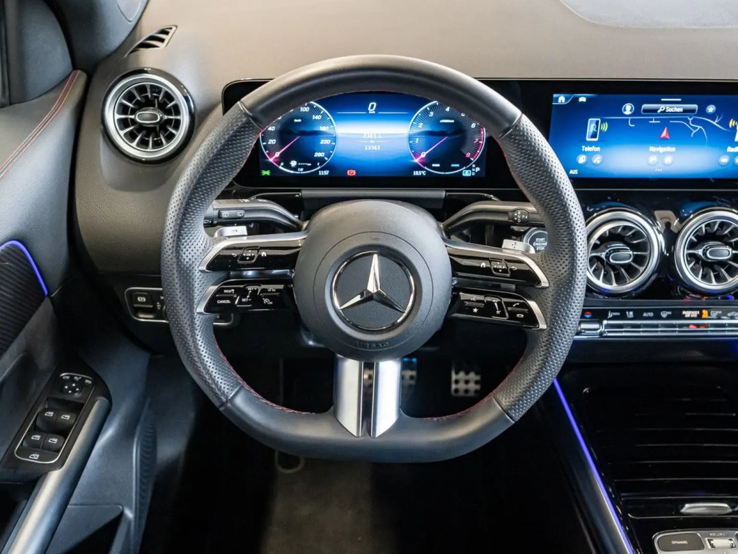 GLA 200 AMG Sport Advanced  AHK Distr. LED Navi