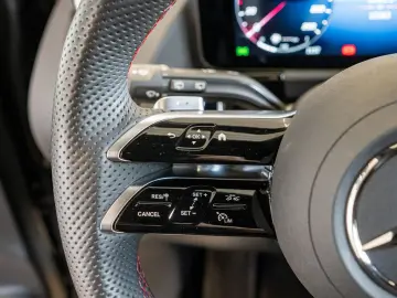 GLA 200 AMG Sport Advanced  AHK Distr. LED Navi