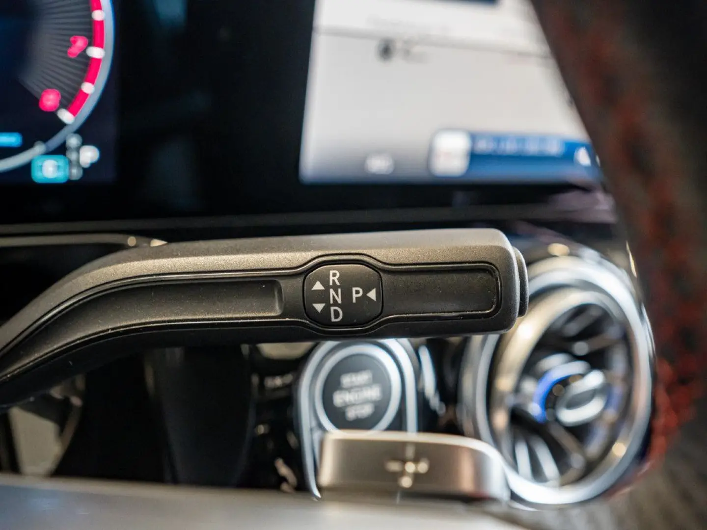 GLA 200 AMG Sport Advanced  AHK Distr. LED Navi