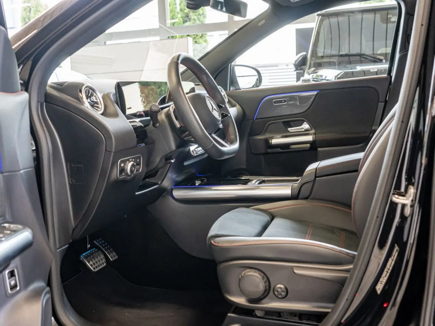 GLA 200 AMG Sport Advanced  AHK Distr. LED Navi