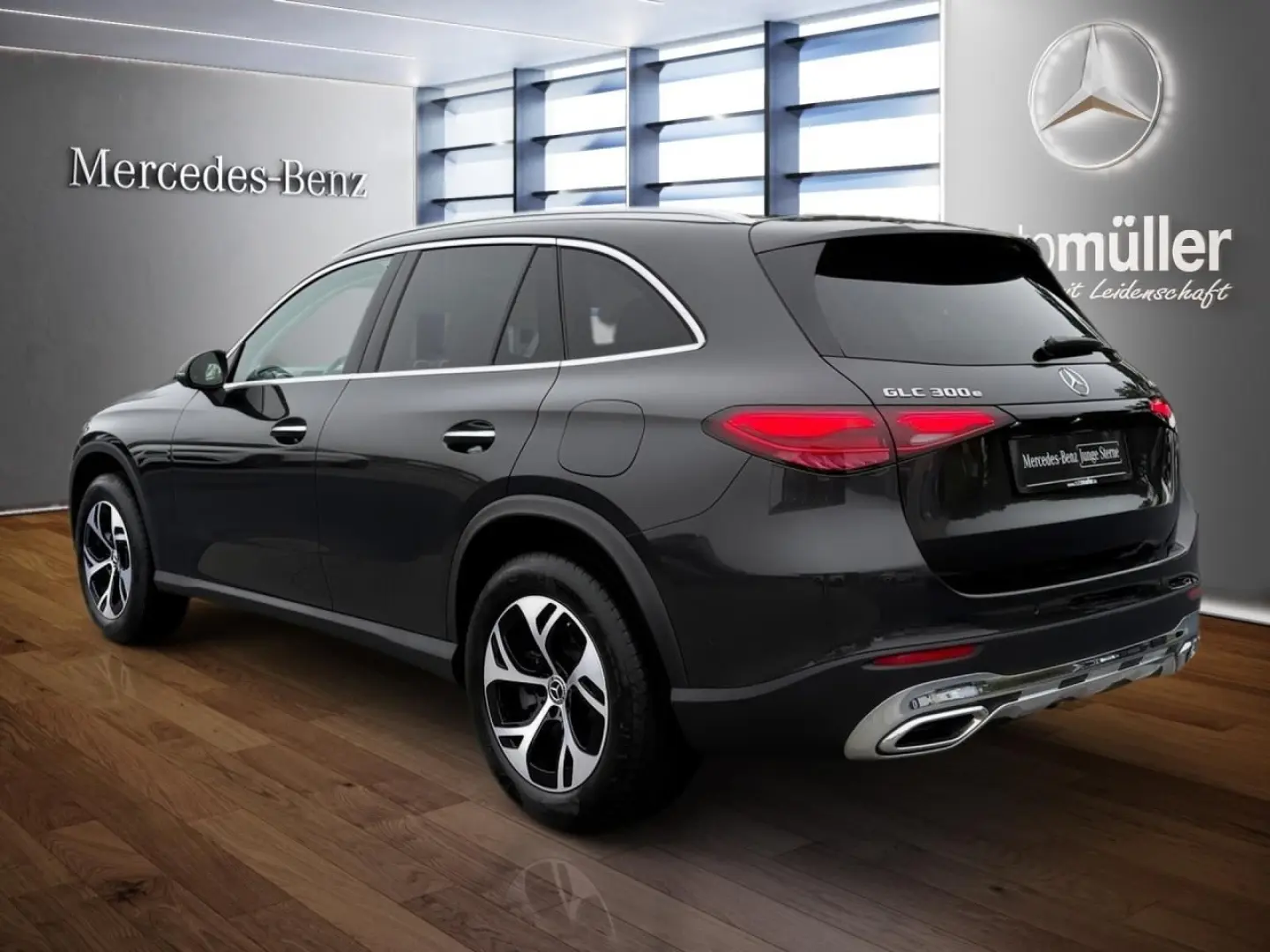 GLC 300 e 4M AHK DIGITALLIGHT KEYLESS MEMORY