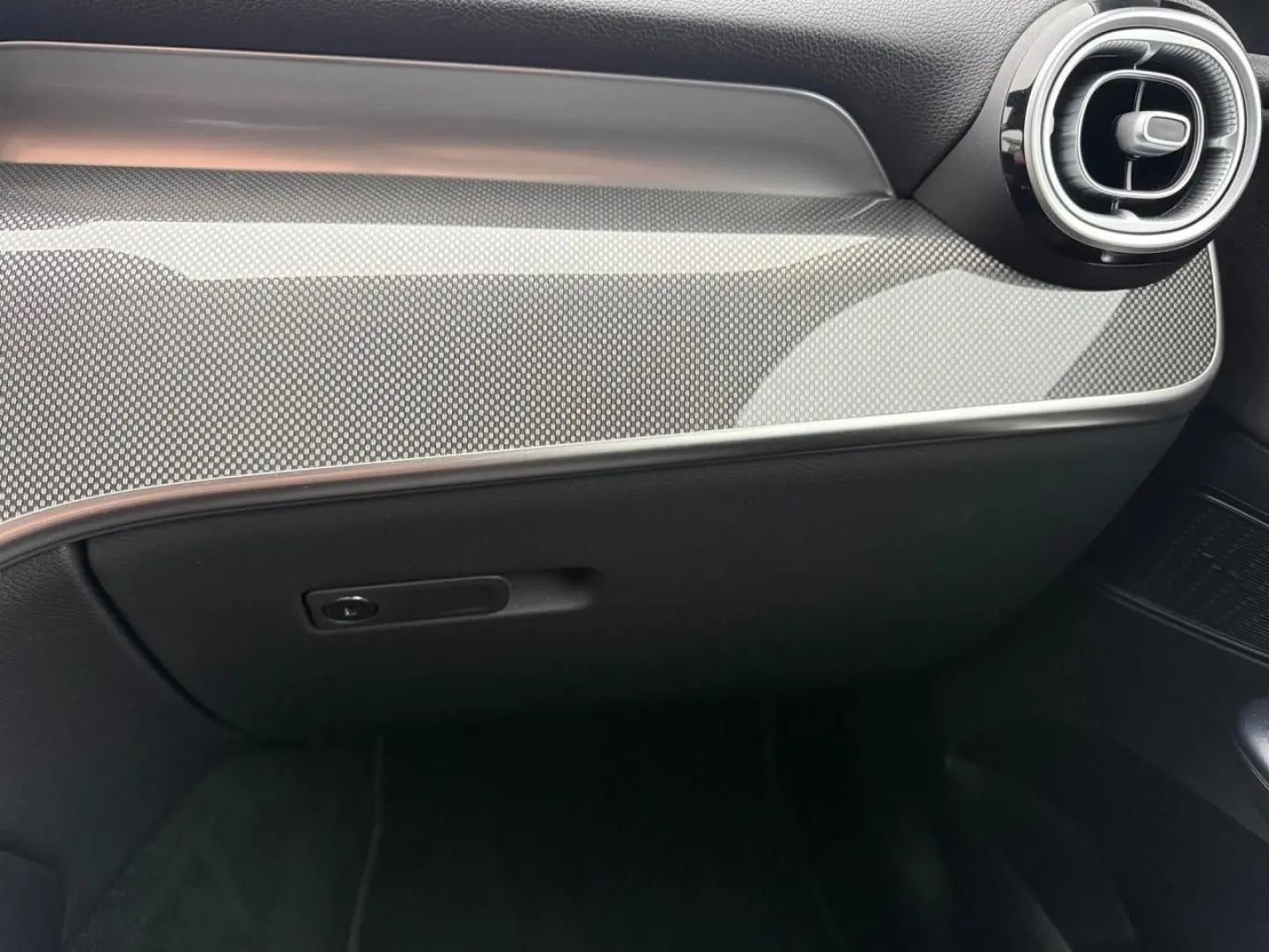 GLC 300 e 4M AHK DIGITALLIGHT KEYLESS MEMORY