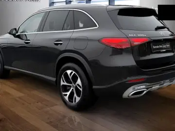 GLC 300 e 4M AHK DIGITALLIGHT KEYLESS MEMORY