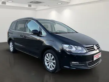 Sharan 2.0 TDI Highline  PANO KAMERA NAVI SITZH