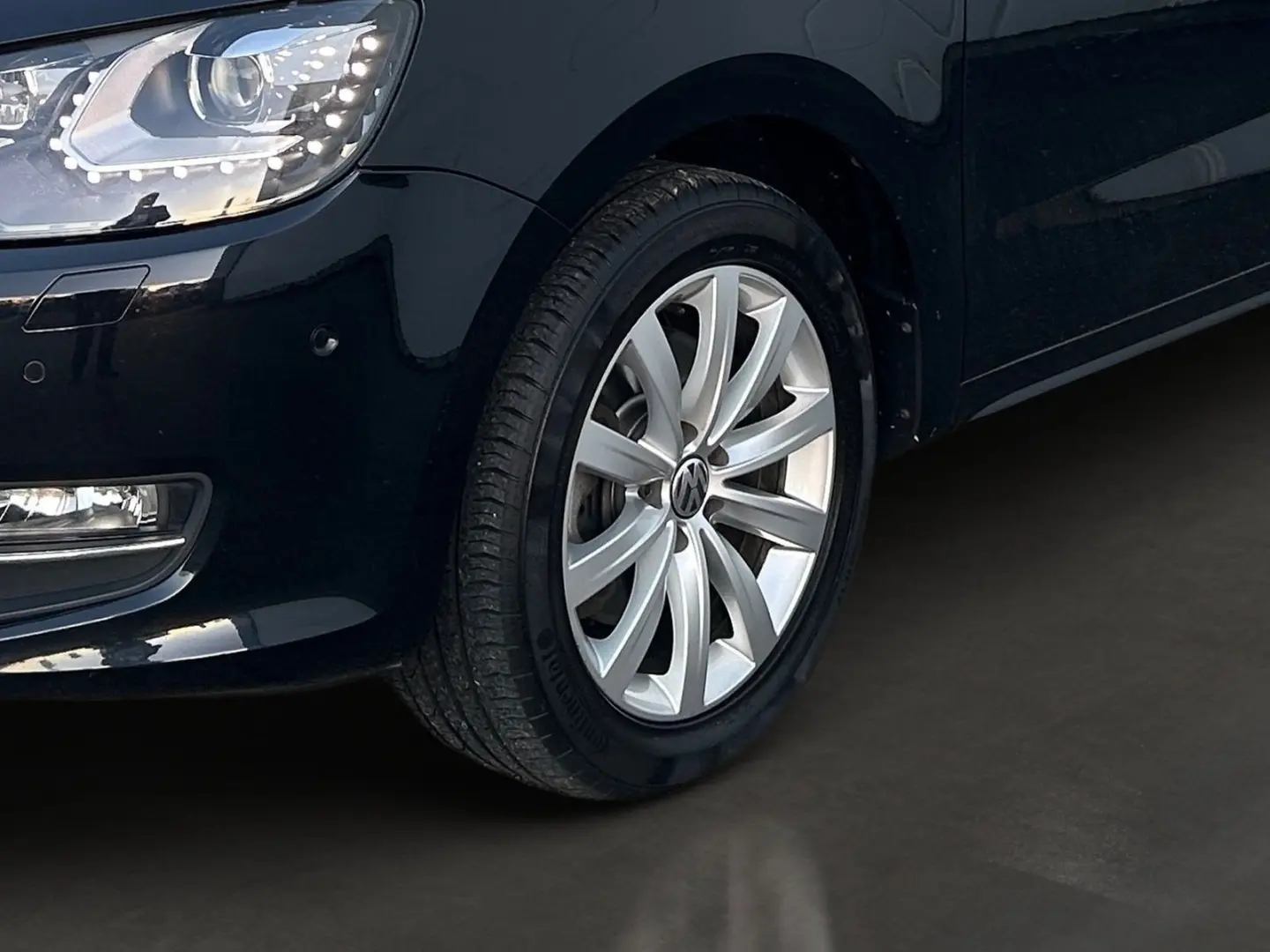 Sharan 2.0 TDI Highline  PANO KAMERA NAVI SITZH