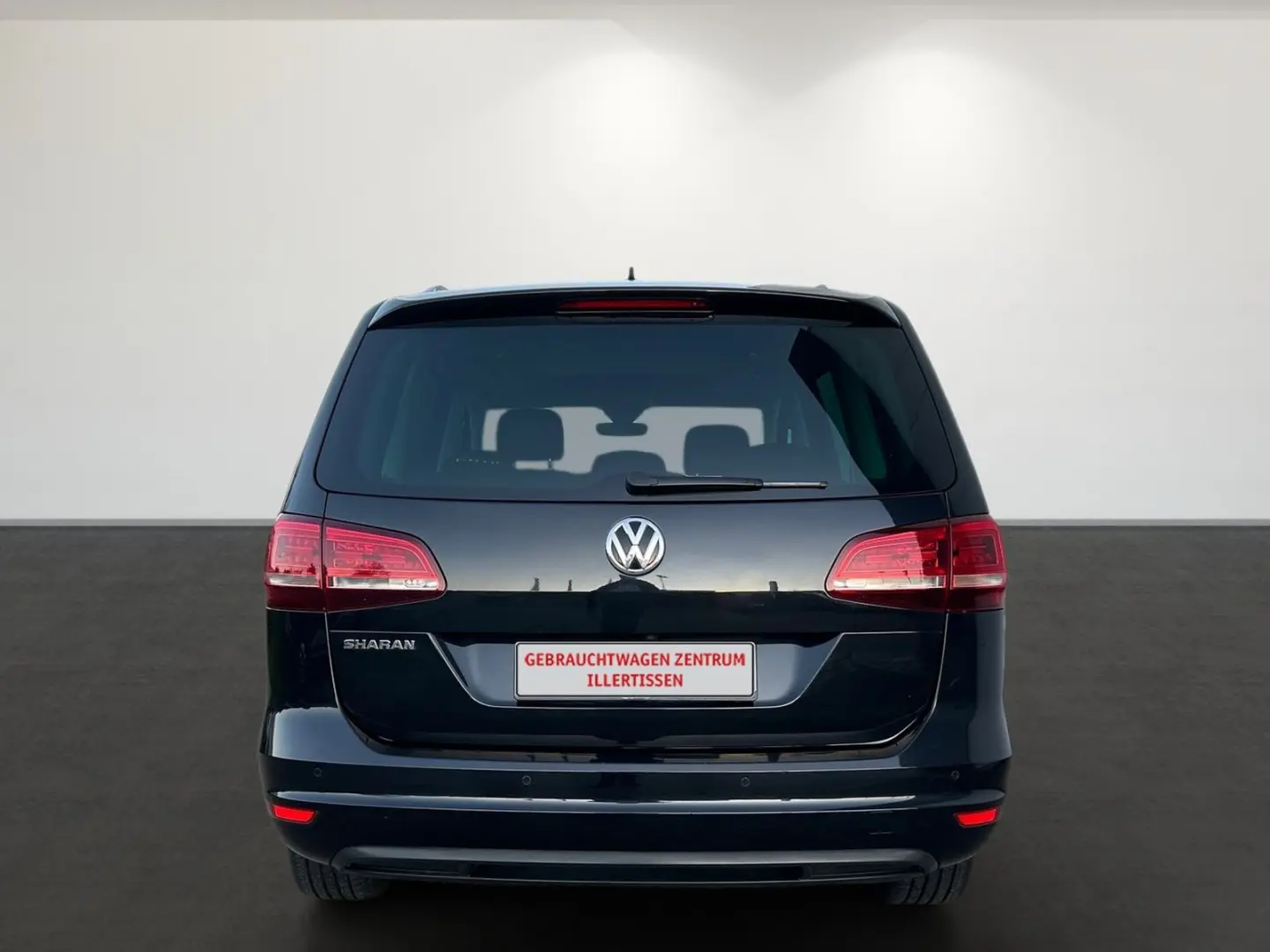 Sharan 2.0 TDI Highline  PANO KAMERA NAVI SITZH