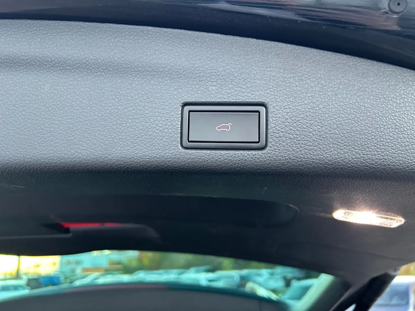 Sharan 2.0 TDI Highline  PANO KAMERA NAVI SITZH