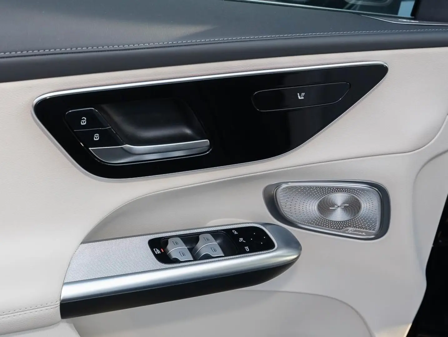 GLC 200 4MATIC Coupé ACC LED Navi Pano SD SHZ LM