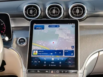 GLC 200 4MATIC Coupé ACC LED Navi Pano SD SHZ LM