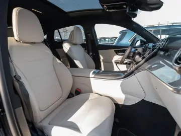 GLC 200 4MATIC Coupé ACC LED Navi Pano SD SHZ LM