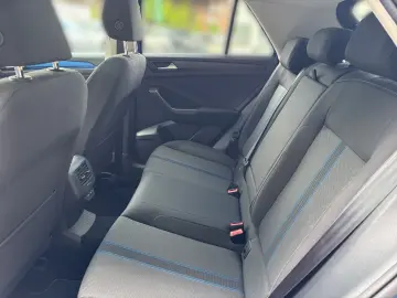 T-Roc 1.5 TSI DSG STYLE  BEATS  PANO  LED