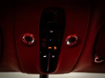 Aston Martin DBX707   4.0 V8 Twin Turbo   707 CP   Carbon