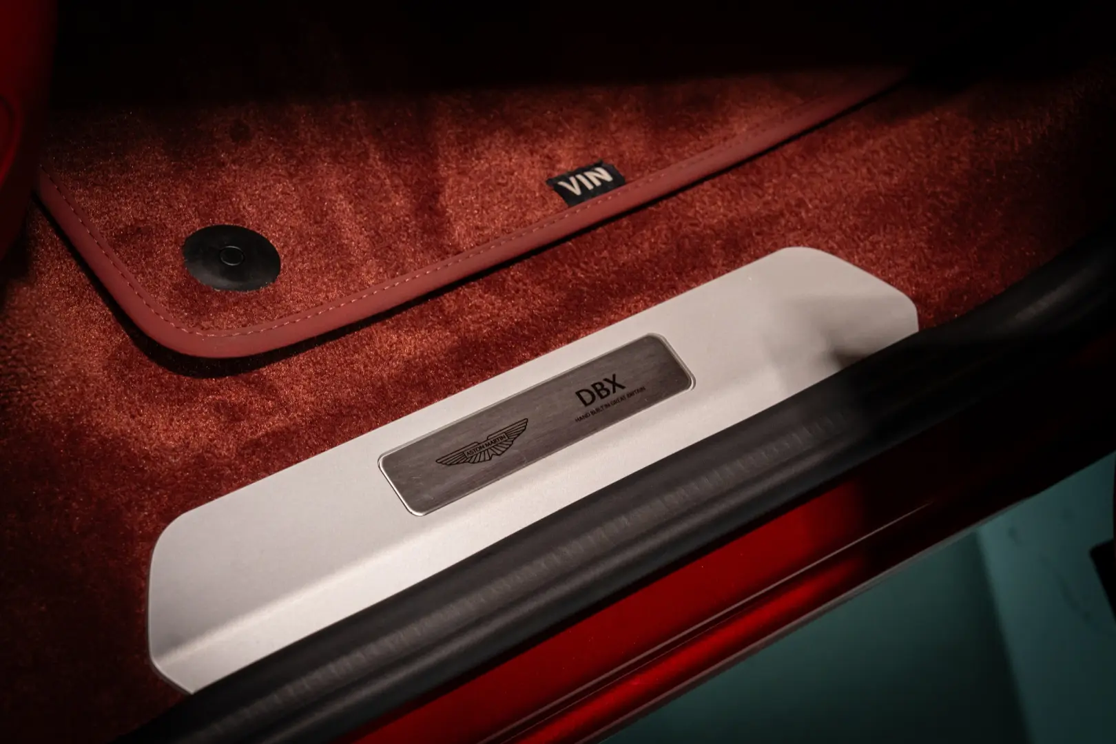 Aston Martin DBX707   4.0 V8 Twin Turbo   707 CP   Carbon