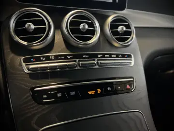 Mercedes-Benz GLC 200 4Matic AMG-LINE NIGHT WIDESCREEN