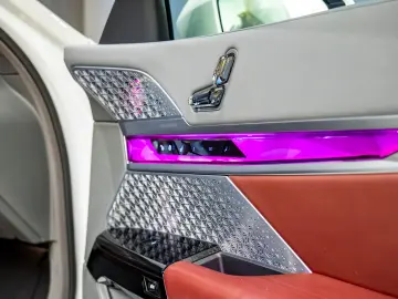 BMW 740d xDrive CESIUNE