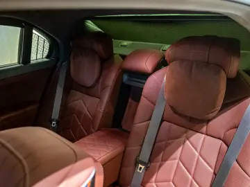 BMW 740d xDrive CESIUNE