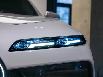 BMW 740d xDrive CESIUNE