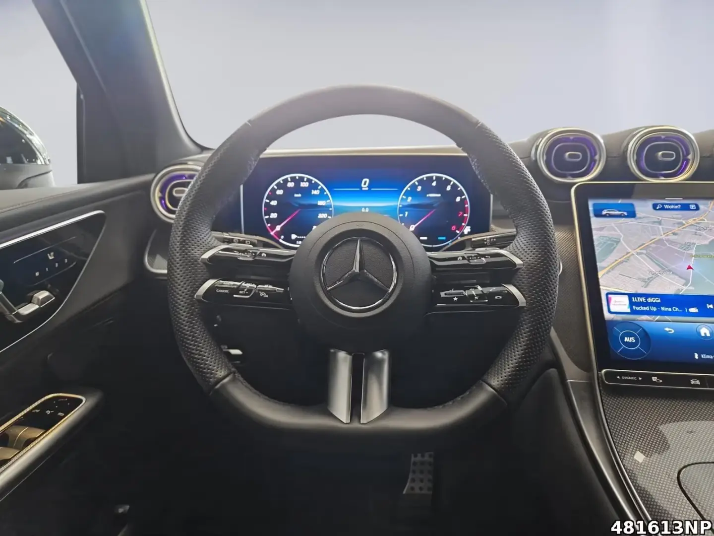 Mercedes-Benz GLC 200 EDIȚIA 4MATIC AMG DIGITAL-