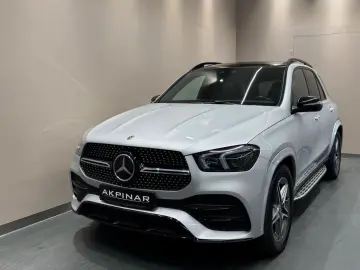 GLE400 d 4M  AMG LINE NIGHT PANO AHK STANDHZ