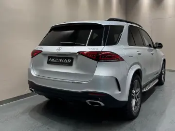 GLE400 d 4M  AMG LINE NIGHT PANO AHK STANDHZ