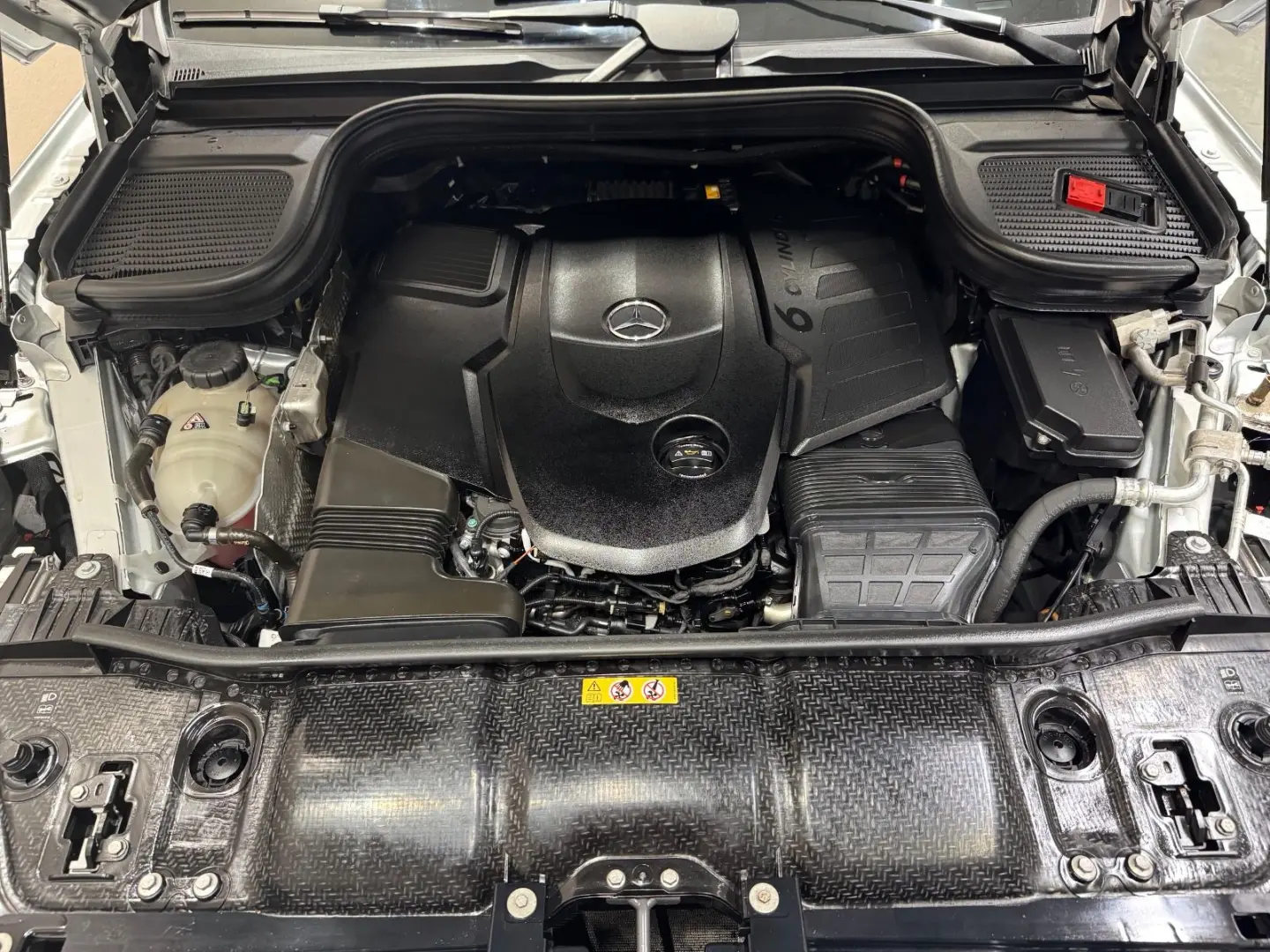 GLE400 d 4M  AMG LINE NIGHT PANO AHK STANDHZ