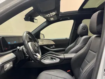 GLE400 d 4M  AMG LINE NIGHT PANO AHK STANDHZ