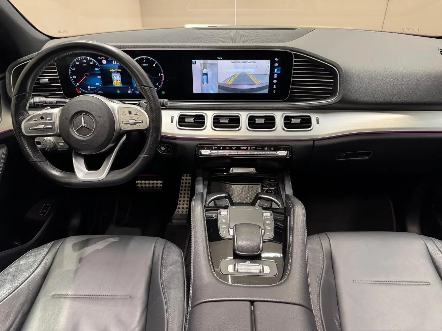 GLE400 d 4M  AMG LINE NIGHT PANO AHK STANDHZ