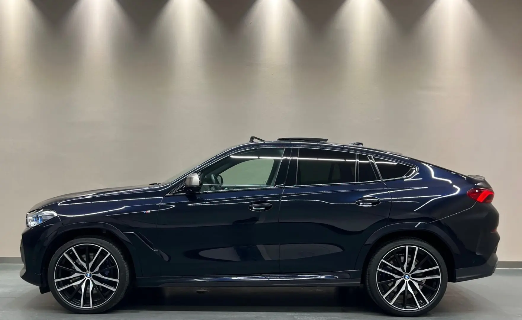 X6 M50i AERODYNAMIK NIGHT VISION PANO 1.HAND