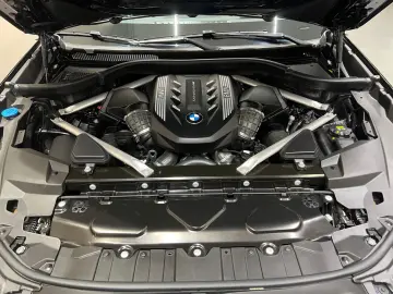 X6 M50i AERODYNAMIK NIGHT VISION PANO 1.HAND