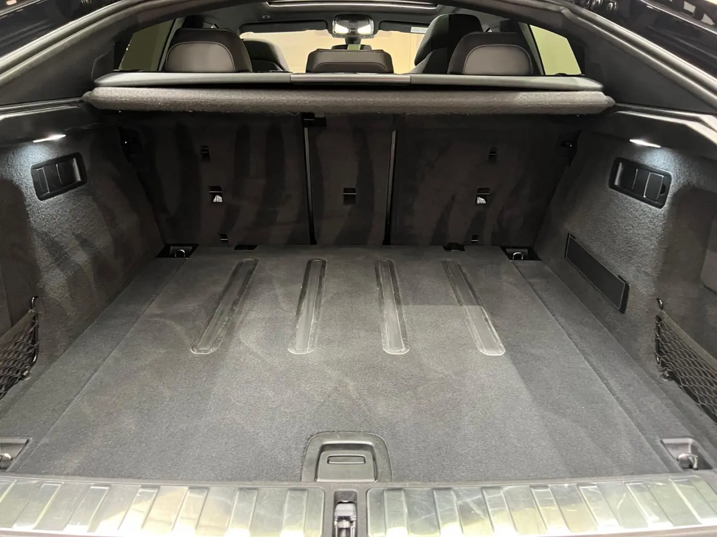 X6 M50i AERODYNAMIK NIGHT VISION PANO 1.HAND