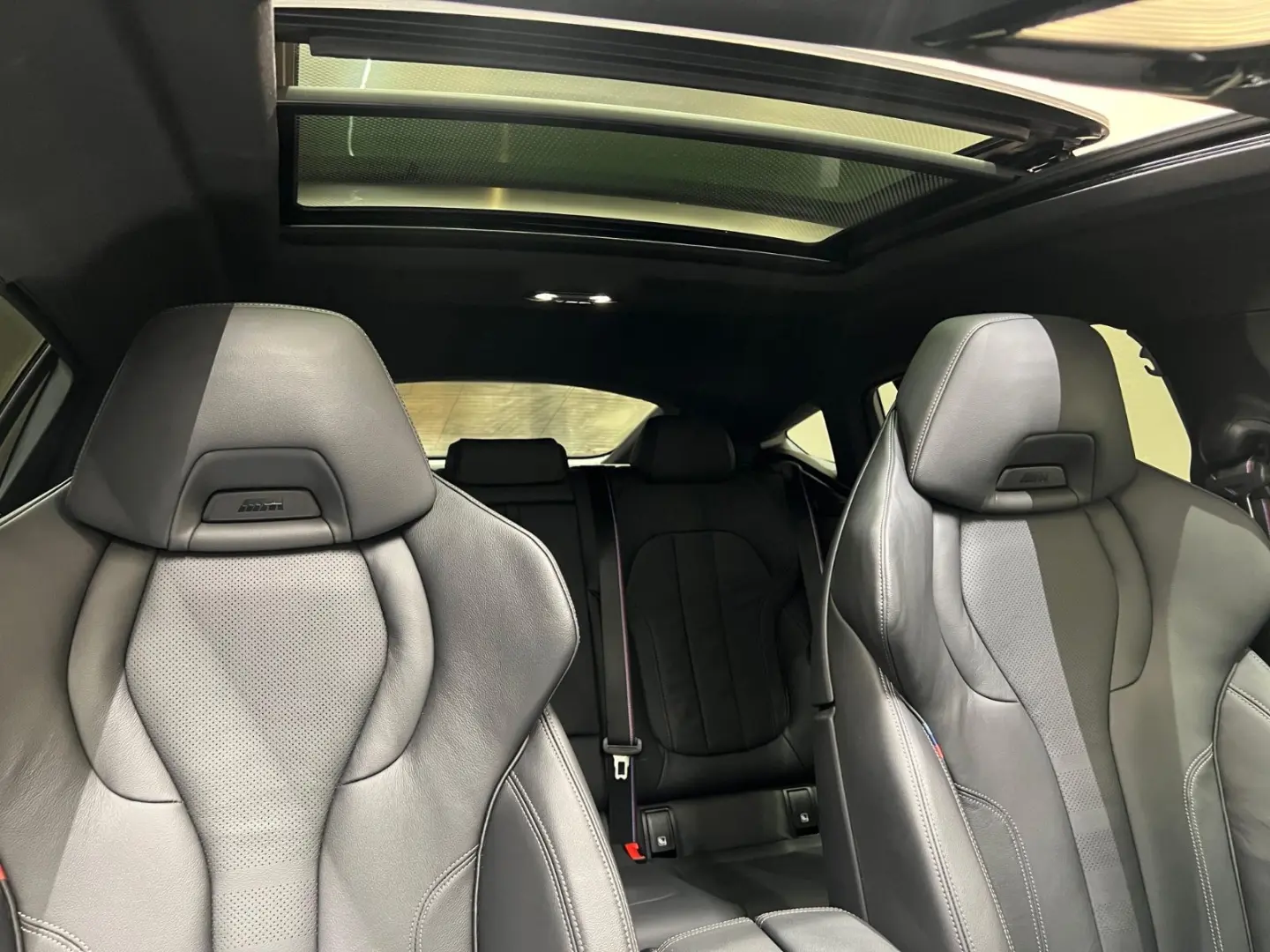 X6 M50i AERODYNAMIK NIGHT VISION PANO 1.HAND