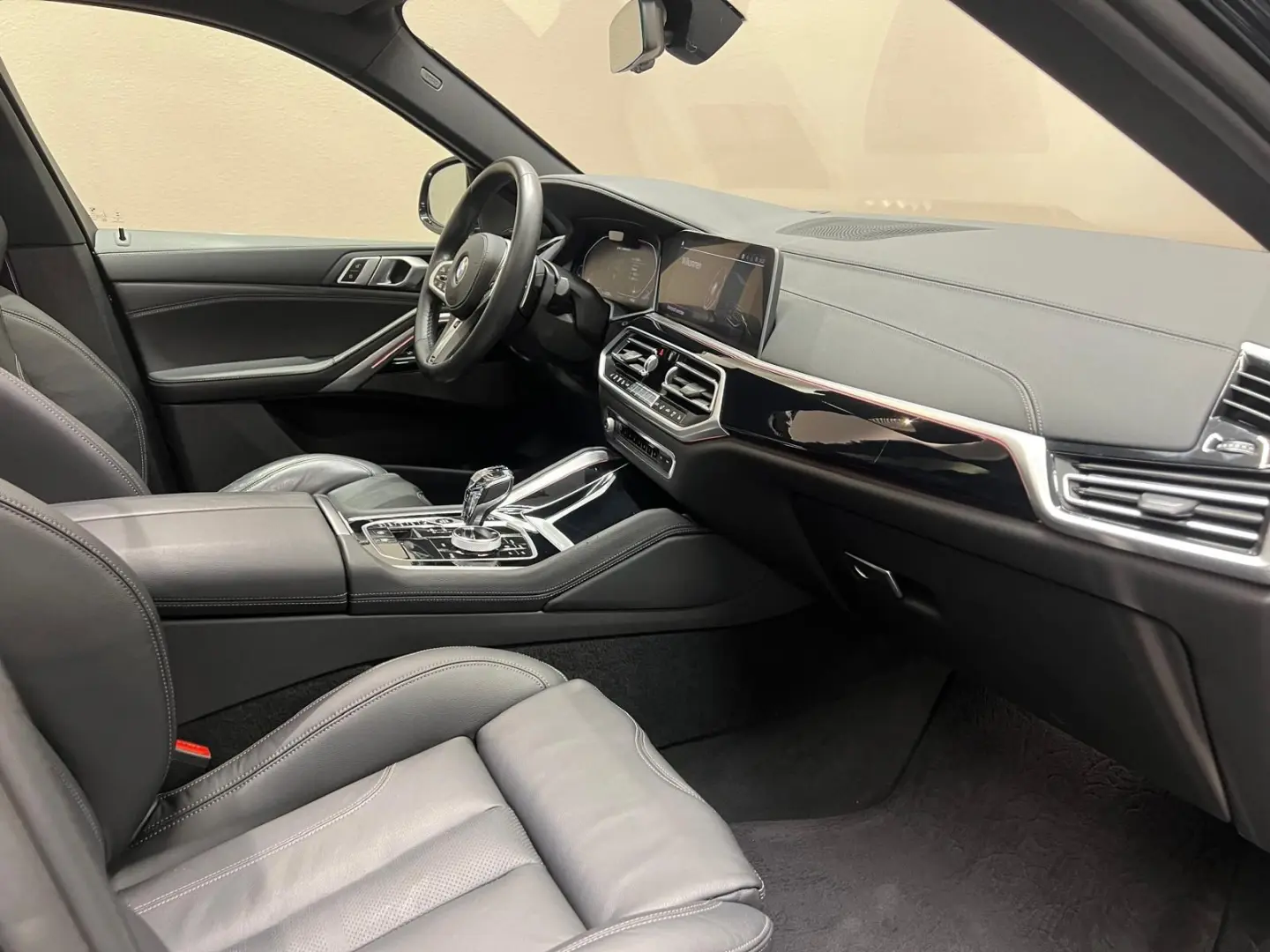 X6 M50i AERODYNAMIK NIGHT VISION PANO 1.HAND