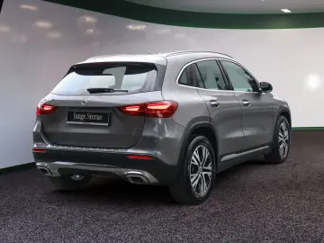 GLA 180 Edition Progressive AHK Distr. LED Navi