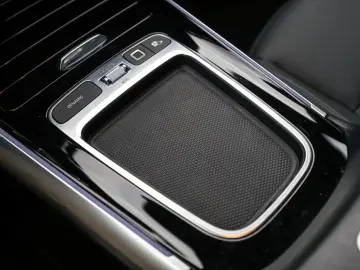 GLA 180 Edition Progressive AHK Distr. LED Navi