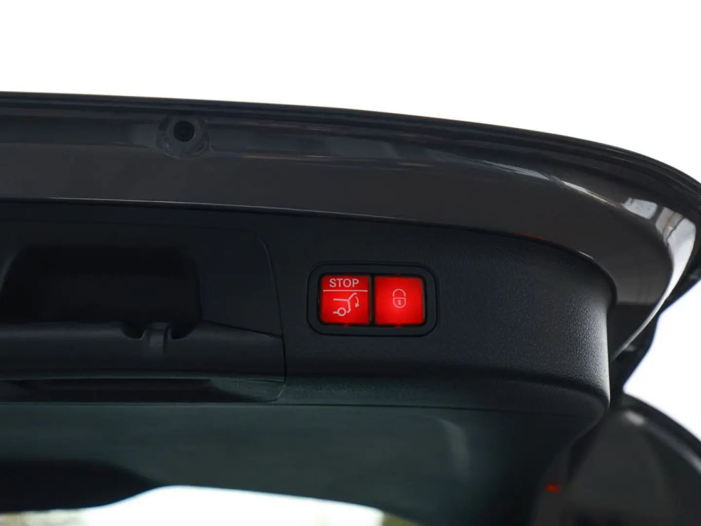 GLA 180 Edition Progressive AHK Distr. LED Navi