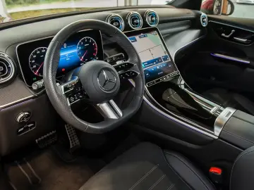 Mercedes-Benz GLC 200 4M AMG PANO KEYLESS