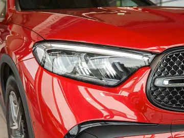 Mercedes-Benz GLC 200 4M AMG PANO KEYLESS