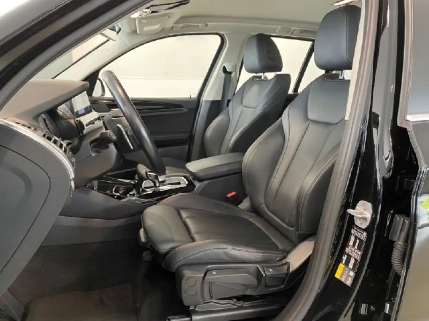 X3 xDrive 30e HiFi DAB PDC LED