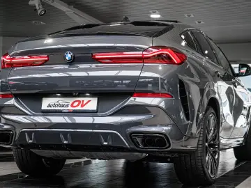 X6 M50i Individual Carbon M Sitze PanoSKY Iconic