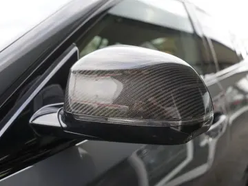 X6 M50i Individual Carbon M Sitze PanoSKY Iconic