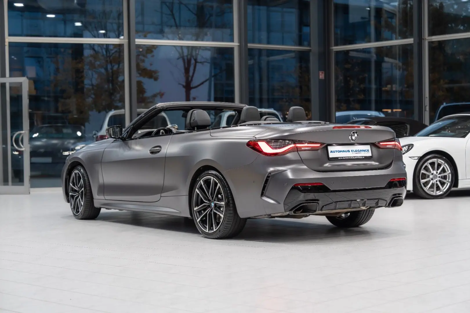 M440i Cabrio xDrive M-SPORT PRO H K INDIVIDUAL