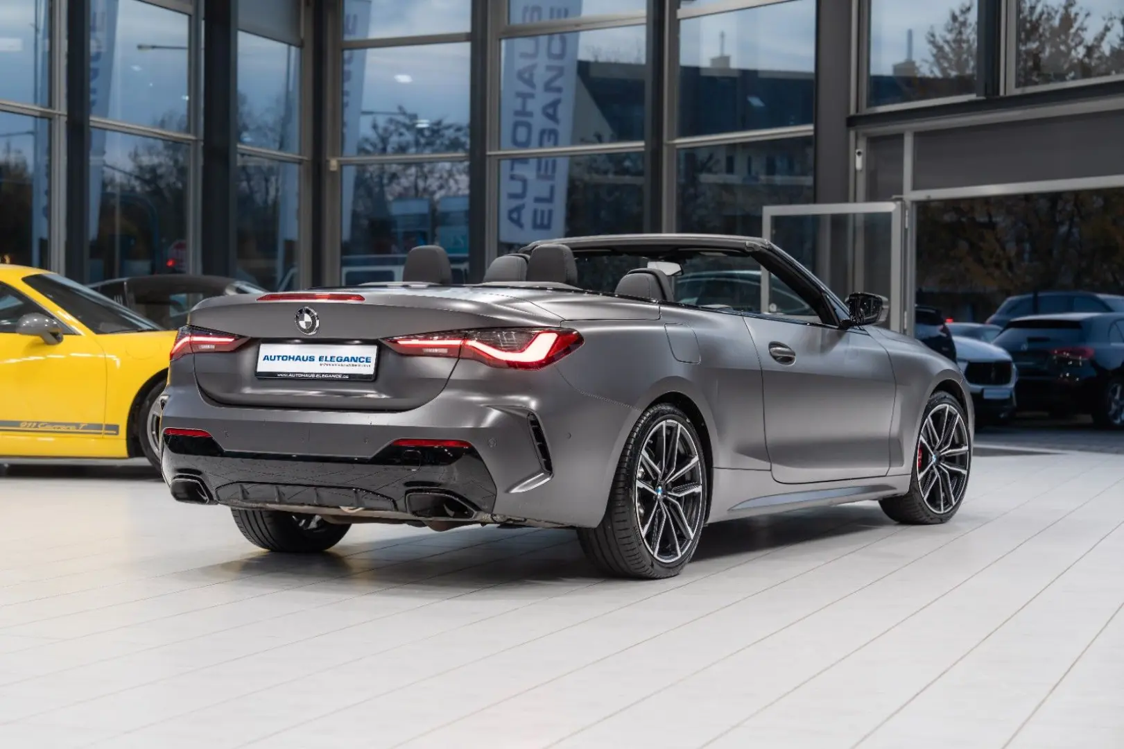 M440i Cabrio xDrive M-SPORT PRO H K INDIVIDUAL