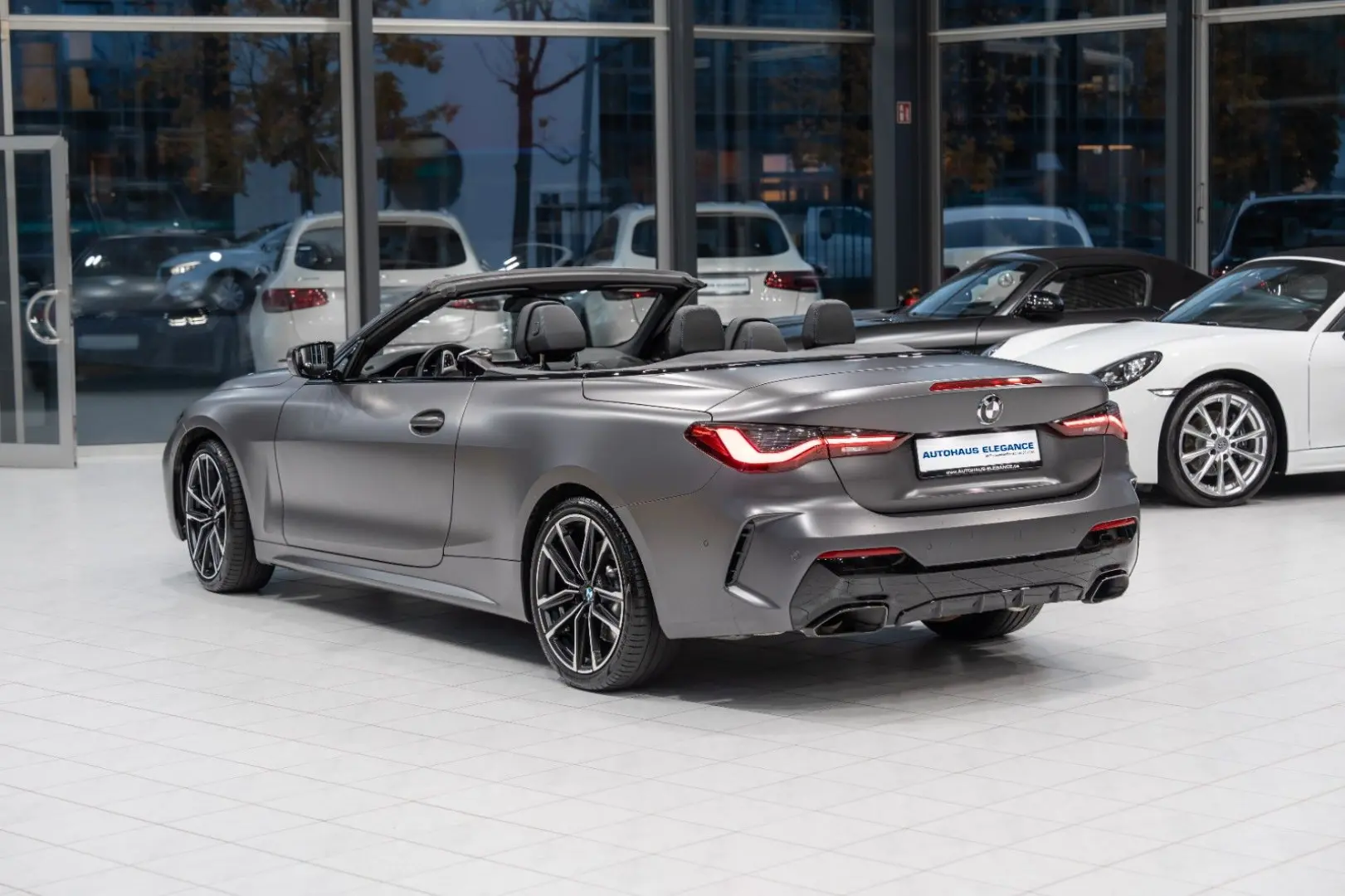 M440i Cabrio xDrive M-SPORT PRO H K INDIVIDUAL