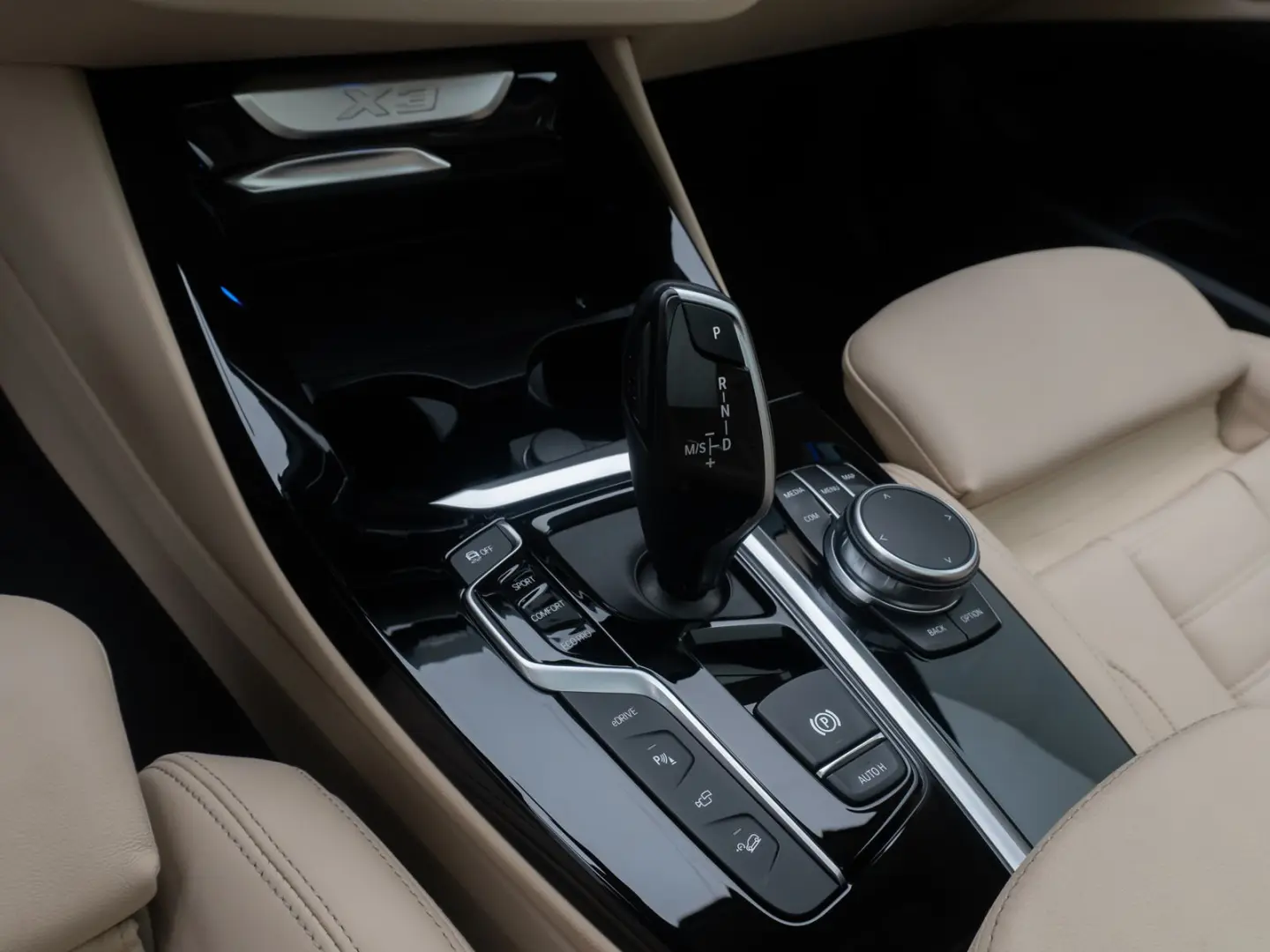 X3 xD30e xLine HUD 360 DAB Alarm HiFi Individual