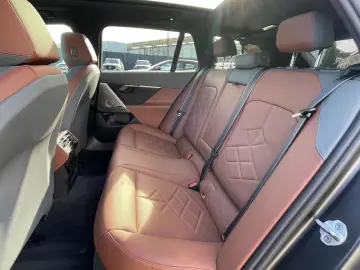 520d xDrive M Sport-INDIVIDUAL-Pano-Stdhzg-KeyGo