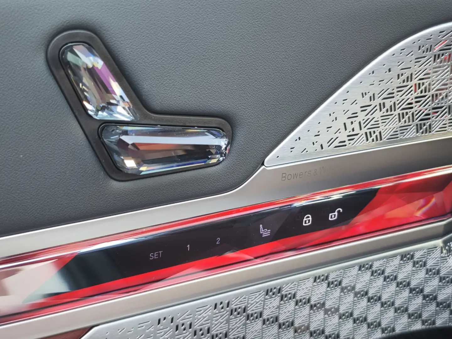 BMW Seria 7 740d xDrive MHEV