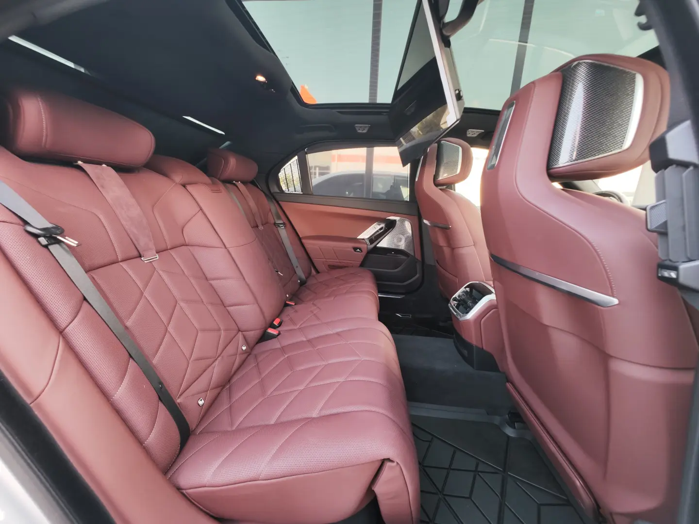 BMW Seria 7 740d xDrive MHEV